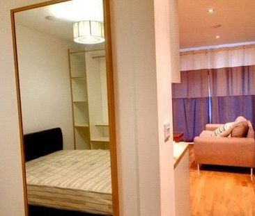 67 Newsome Road, Huddersfield, HD4 - Photo 4