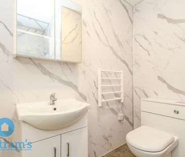 5 bed Apartment for Rent - Photo 1