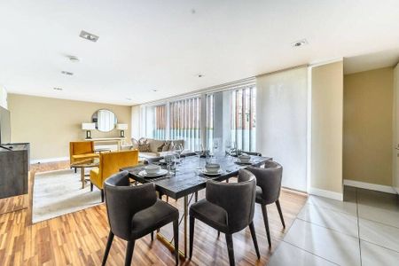 Fulham Road, London, SW3 - Photo 2