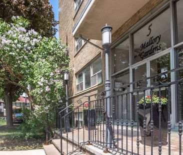 5 Mallory Gdns - Photo 1