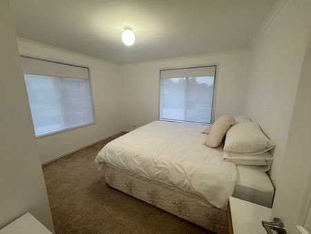 Charming Beach Retreat - Photo 2