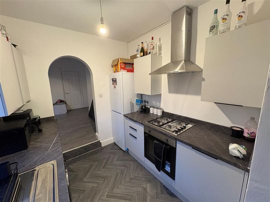 Askern Road, Doncaster, Carcroft - Photo 1