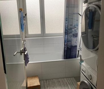 SUPER LAGE! ZENTRAL & RUHIG. Hübsche Wohnung mit Balkon, Einbauküch... - Photo 6