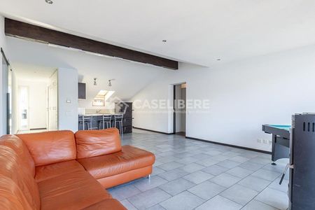 ENCHANTING PENTHOUSE WITH LAKE VIEW IN PIAZZOGNA - Photo 2