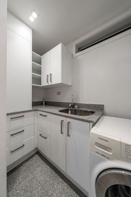 Architectural Masterpiece with Panoramic City & Harbour Views - Photo 1