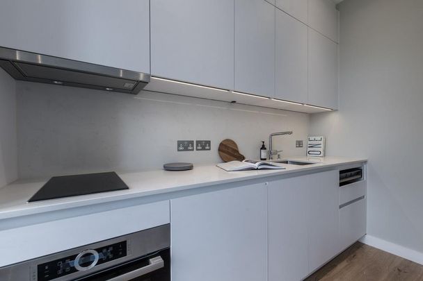 Studio to rent - Photo 1