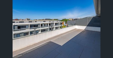 CONVENIENCE IN KINGSFORD | Unfurnished - Photo 2