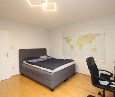 Großzügig geschnittene 2-Zimmer-Wohnung in Kassels Zentrum mit Blic... - Photo 6