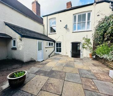 3 bedroom terraced house to rent - Photo 6