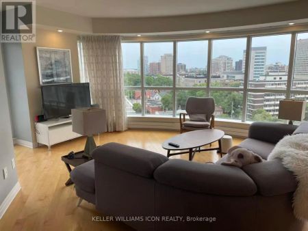 1301 - 195 BESSERER STREET - Photo 2