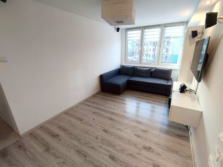 Dwupokojowe mieszkanie po remoncie. - Photo 2