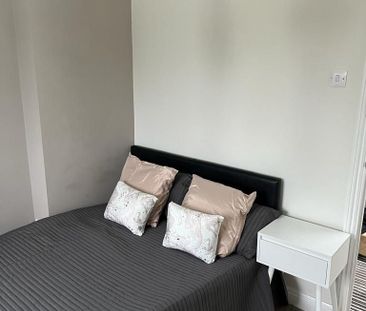 Luxury Co-Living-High Quality Double Room - Photo 2