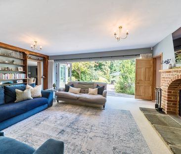 6 bedroom detached house to rent - Photo 1