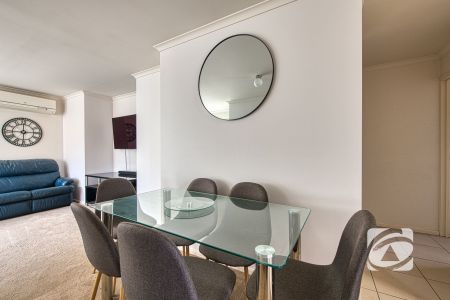 QUIET COMPLEX LIVING - Photo 3