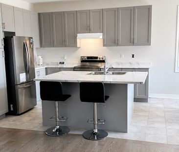For Lease - 41 Fawndale Crescent, Wasaga Beach, Ontario - Photo 5