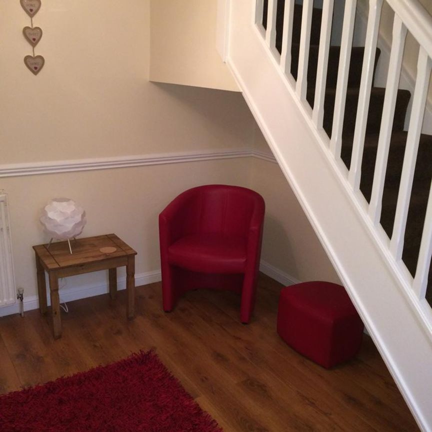 Attractive 2 Bedroom House To Let near Edinburgh City Centre - Photo 1