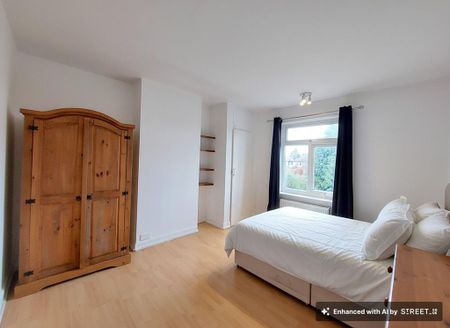 3 bedroom end of terrace house to rent - Photo 5