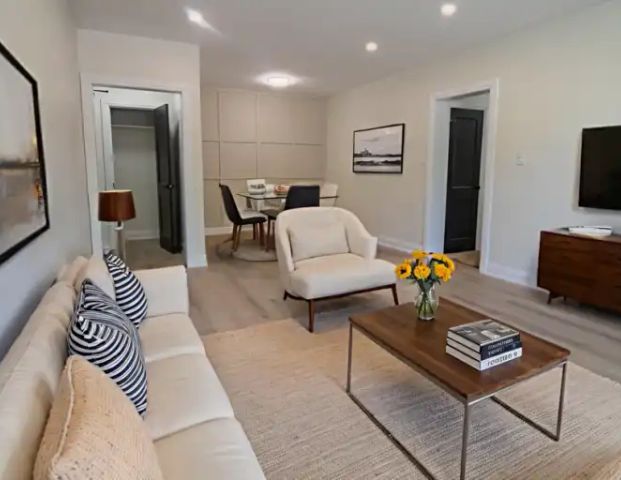 32 Price Ave - Unit 3 | 32 Price Ave - Unit, Welland - Photo 1