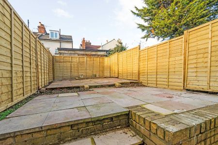 Mixed use to rent - Photo 4