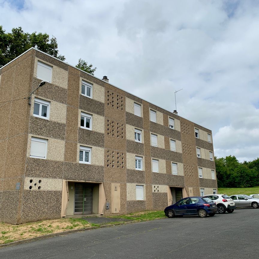 Appartement T2 refait à neuf à Saint Amand en Puisaye - Photo 1