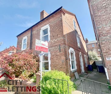 4 Bedroom End Terraced House - Photo 5