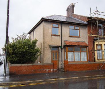 3 bedroom end of terrace house to rent - Photo 5