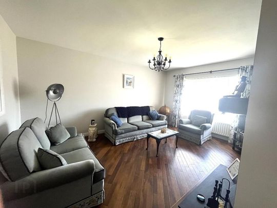 Holiday Let, 61 Primrose Gardens, Portrush, BT56 8SE - Photo 1