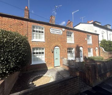 2 bedroom terraced house to rent - Photo 1