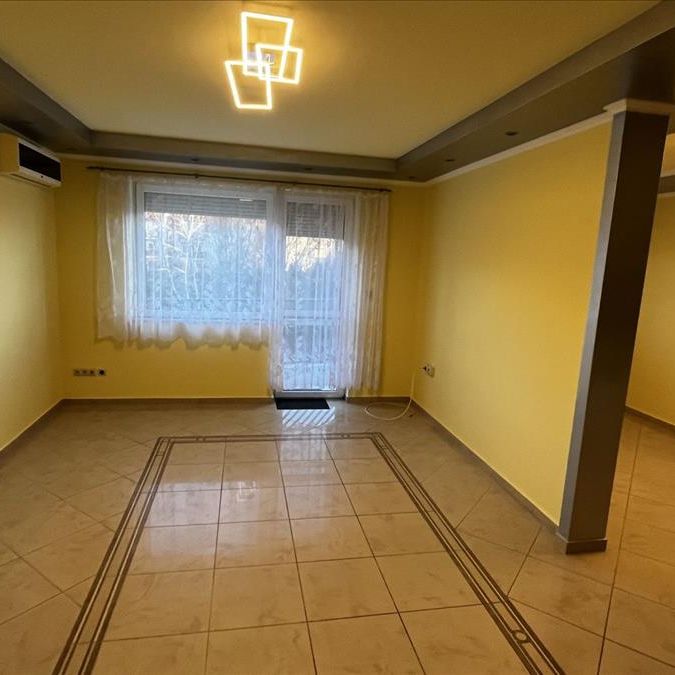 Kiadó újszerű állapotú lakás - Győr - Fotó 1