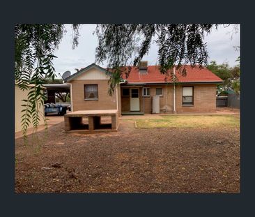 156 Cartledge Avenue, Whyalla Stuart, SA 5608 - Photo 1