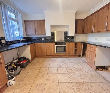 Titchfield Street, Mansfield, NG19 - Photo 2