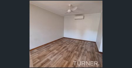 Tidy unit close to Tea Tree Plaza - Photo 3