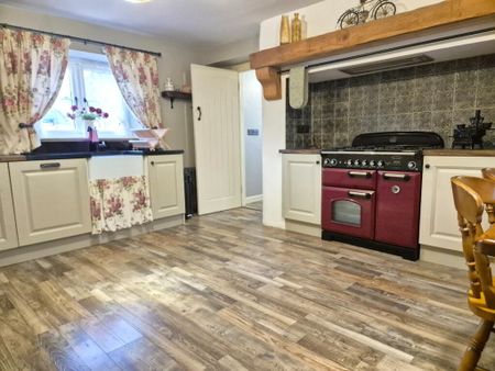 35 Magheramore Road, Dungiven, County Derry, BT47 4SW - Photo 5