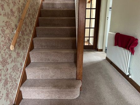 5 Bed Detached House, Littlegreen Road, NG5 - Photo 4