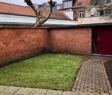 Gezellige rijwoning met 3 slaapkamers, 2 garageboxen en tuin gelege... - Photo 5