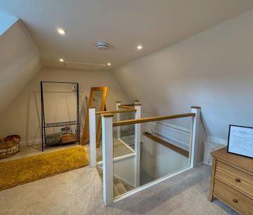 3 bedroom terraced house to rent - Photo 1