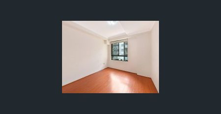 3 Bedroom Spacious Unit with Floorboards in Waitara - Photo 3