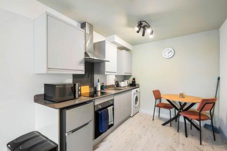 1 bedroom apartment to rent - Photo 5