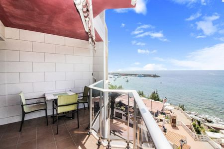 Apartment , seafront to rent in Vistamar, Arguineguín Casco, Gran Canaria with sea view - Photo 3