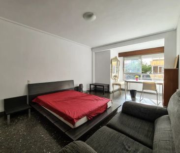 Carrer de Jaume Roig, Valencia, Valencian Community 46010 - Photo 5