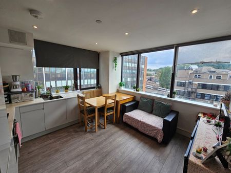 1 Bed Flat, Queens House, HA1 - Photo 4