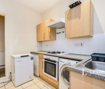 studio to rent Parkwood Road, Bournemouth, BH5 - Photo 1