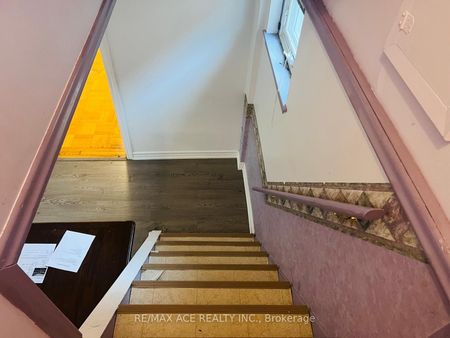 For Lease - 15 Sedgemount Drive Unit# Bsmt, Toronto, Ontario - Photo 2