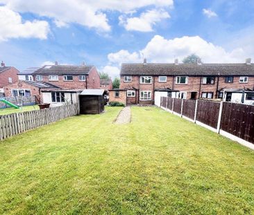 2 bedroom semi-detached house to rent - Photo 6