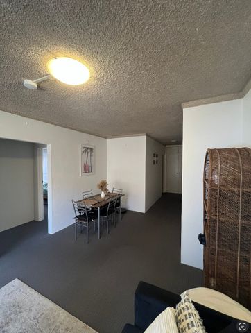 Kensington - Photo 5