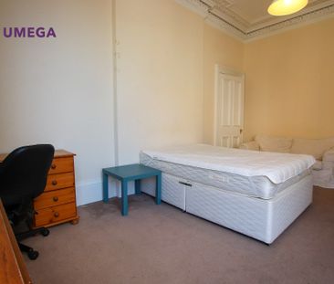 Warrender Park Road - Photo 2