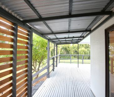 Renovated 2 Bedroom House - Photo 1