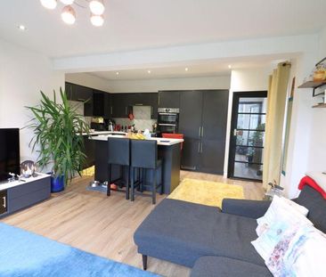 3 bedroom end of terrace house to rent - Photo 5