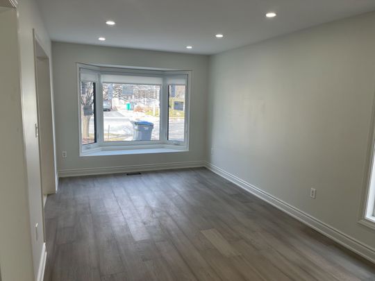 For Lease - 33 Springhurst Avenue Unit# Main, Brampton, Ontario - Photo 1