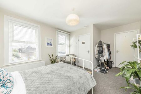 3 bedroom house to rent - Photo 2